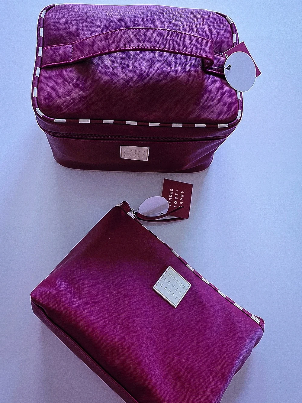 Tender, Love + Carry Makeup Bag Set : Burgundy
